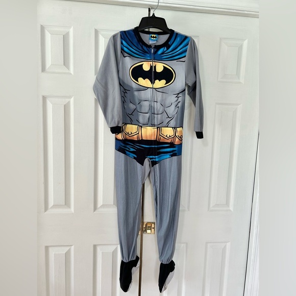 DC Comics Other - Costume Batman Big Boys size medium 8 Micro Fleece Blanket Sleeper pajamas